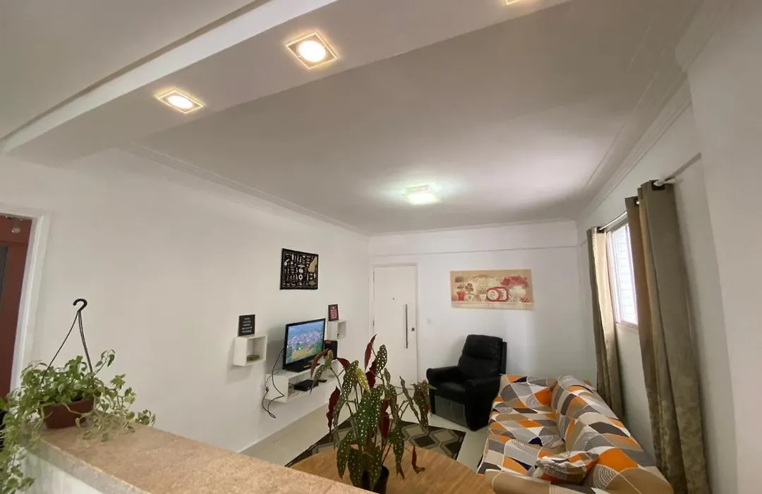 Pitangueiras Surf House-1