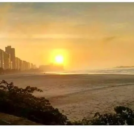Pitangueiras Surf House-2